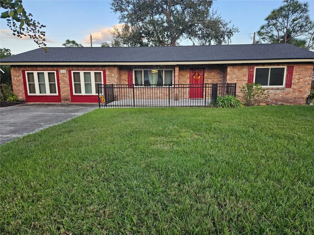 1212 Blake Avenue Auburndale FL 33823