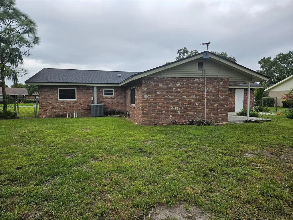 1212 Blake Avenue Auburndale FL 33823