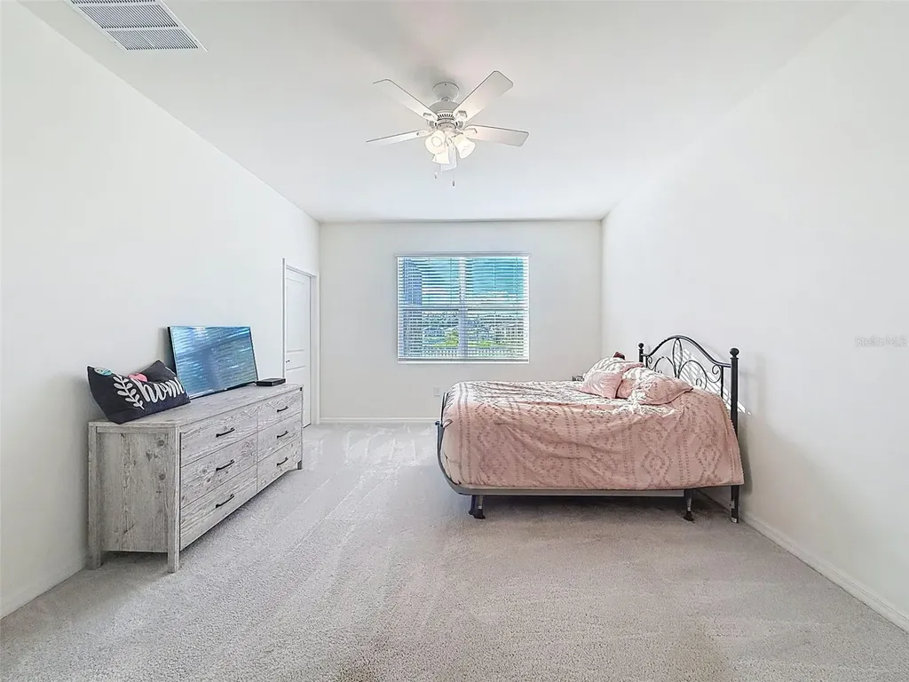 8349 Wheat Stone Drive Zephyrhills FL 33540
