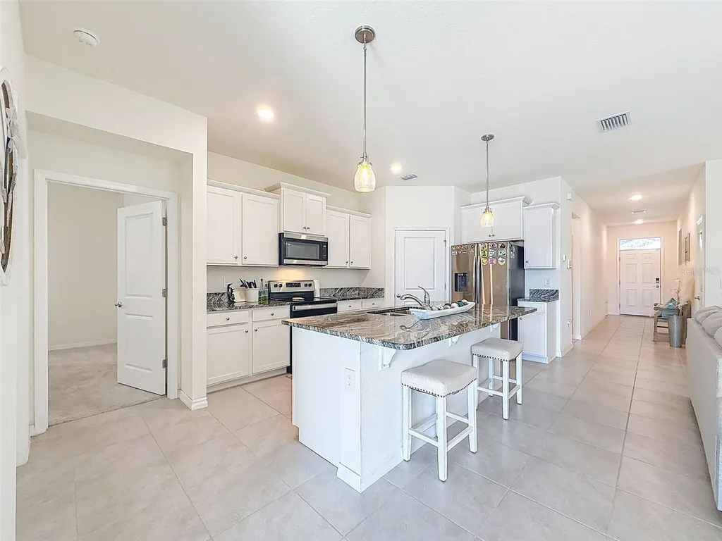 8349 Wheat Stone Drive Zephyrhills FL 33540