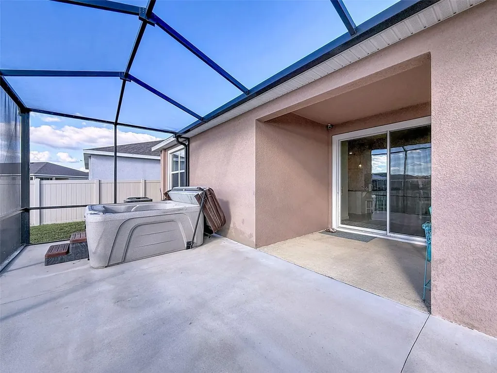 8349 Wheat Stone Drive Zephyrhills FL 33540