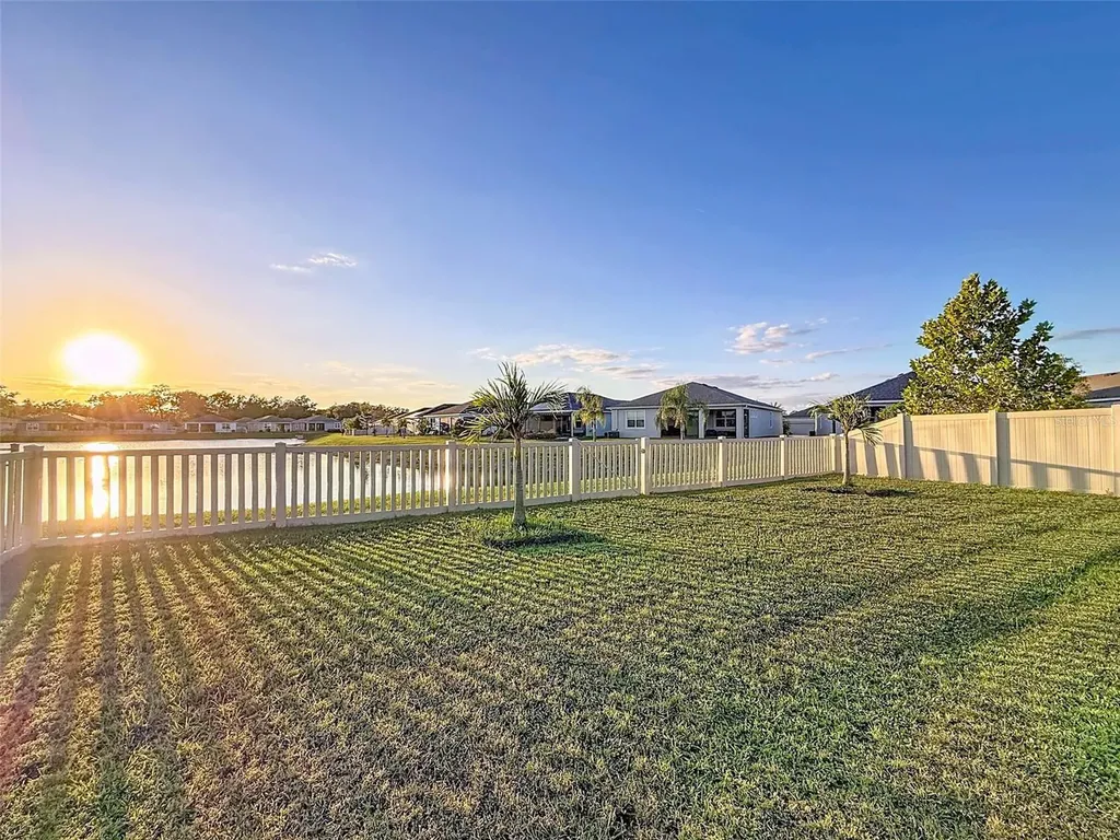 8349 Wheat Stone Drive Zephyrhills FL 33540