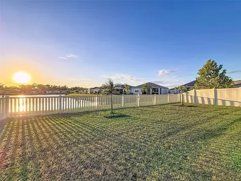 8349 Wheat Stone Drive Zephyrhills FL 33540