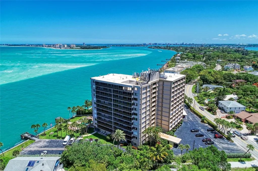 4822 Ocean Boulevard Sarasota FL 34242
