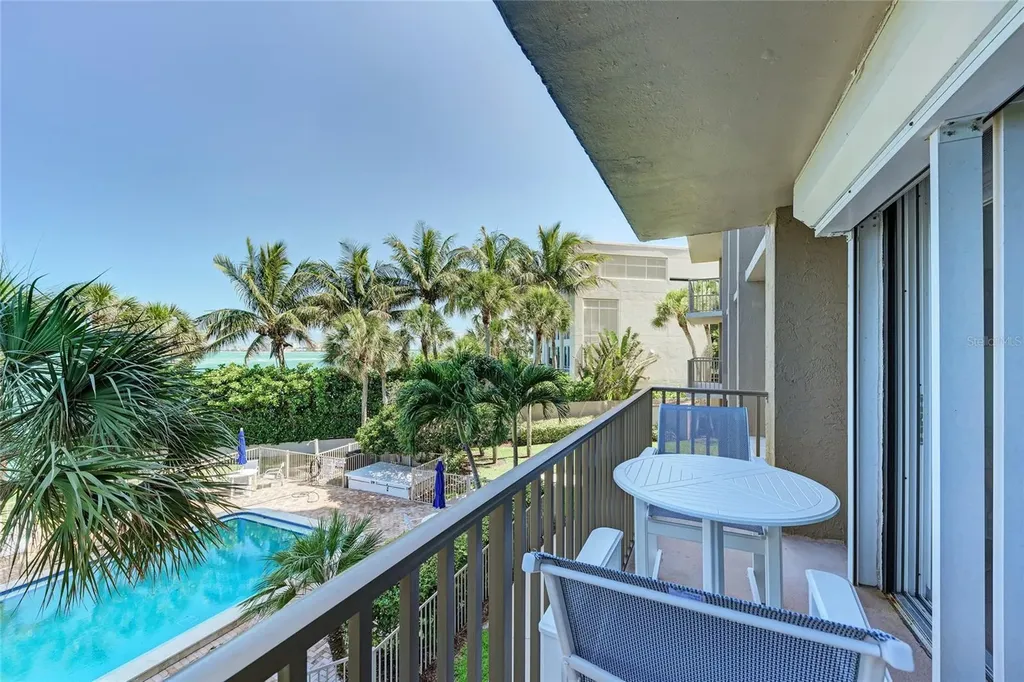 4822 Ocean Boulevard Sarasota FL 34242