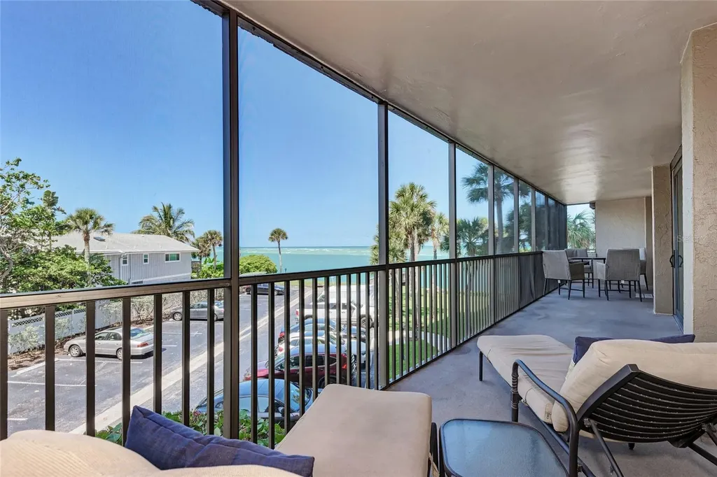 4822 Ocean Boulevard Sarasota FL 34242