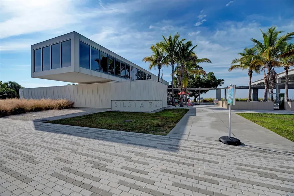 4822 Ocean Boulevard Sarasota FL 34242