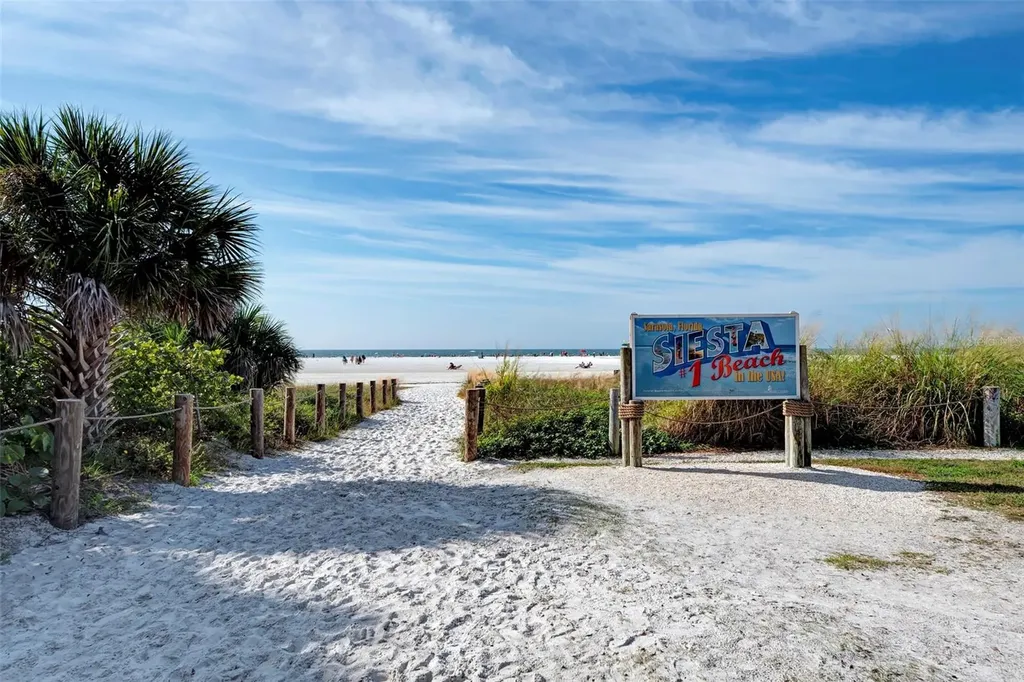 4822 Ocean Boulevard Sarasota FL 34242