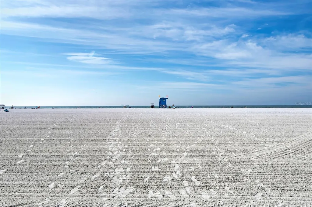 4822 Ocean Boulevard Sarasota FL 34242