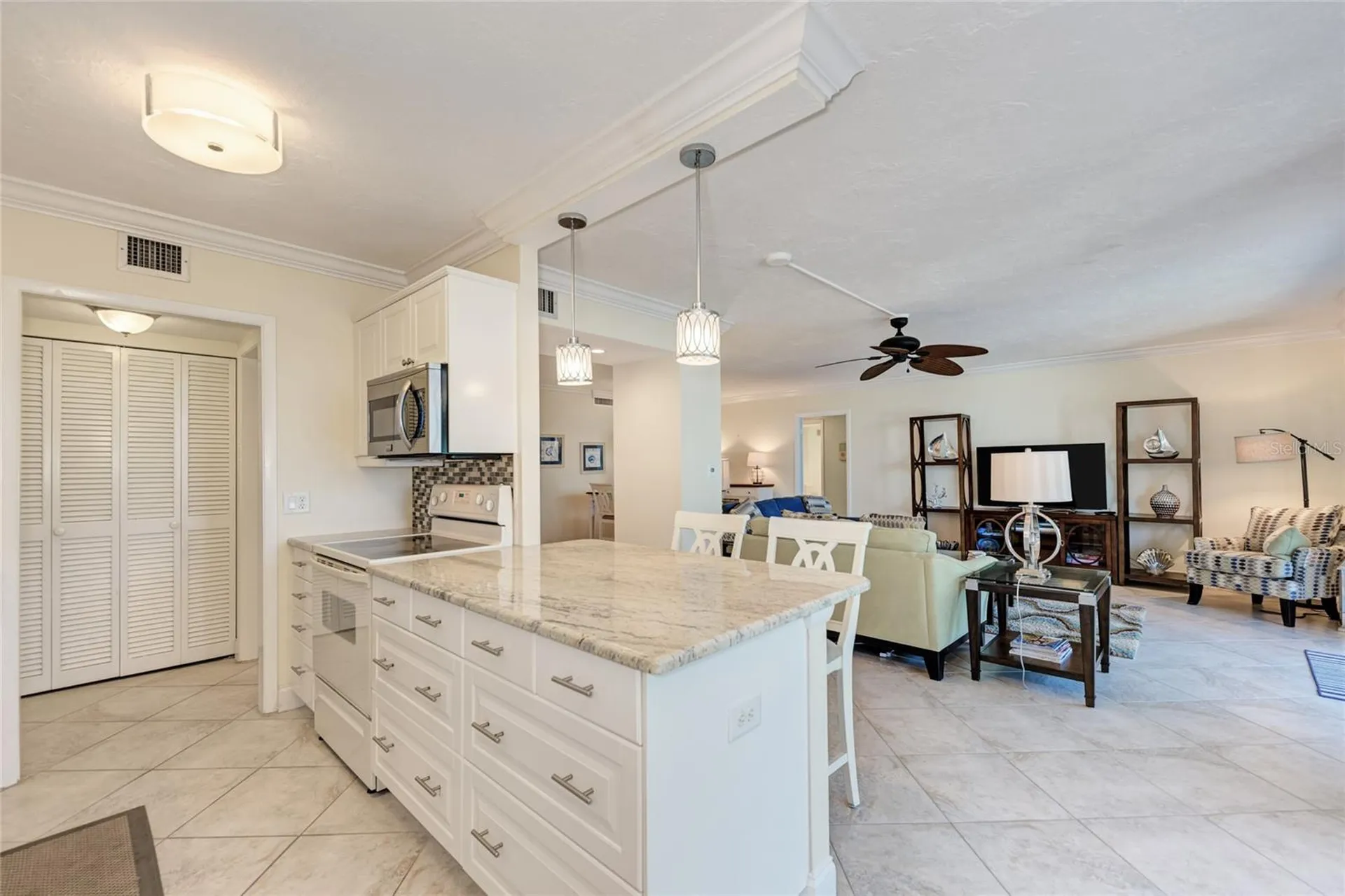 4822 Ocean Boulevard Sarasota FL 34242