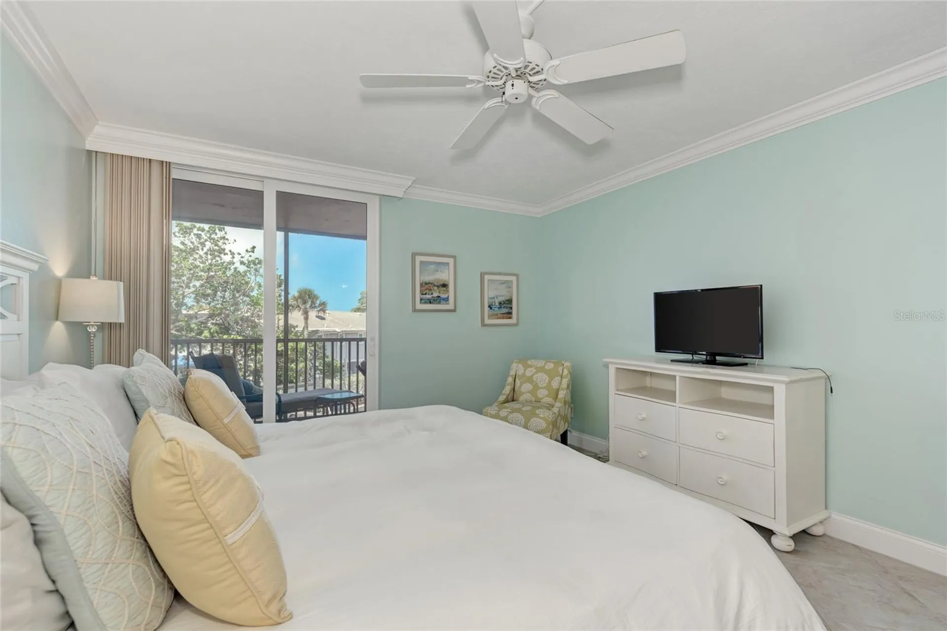 4822 Ocean Boulevard Sarasota FL 34242