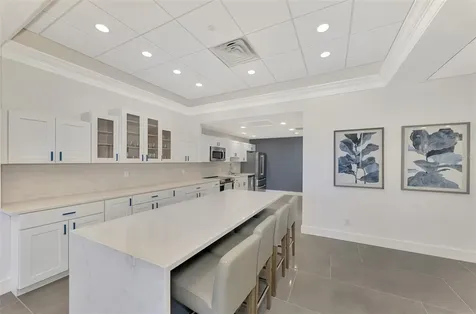 4822 Ocean Boulevard Sarasota FL 34242
