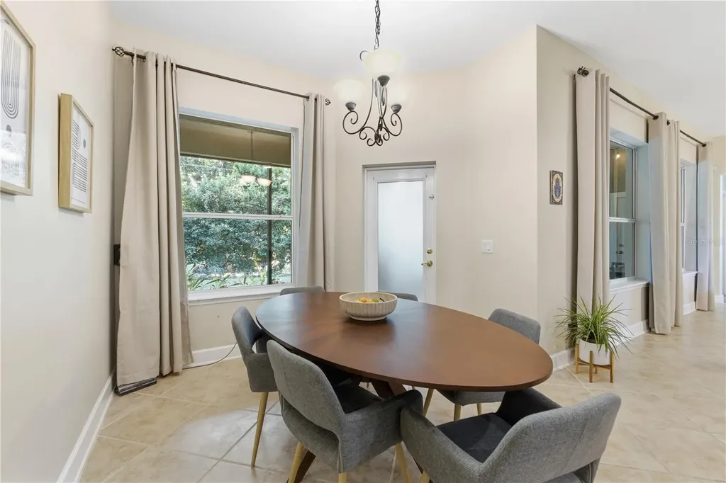 9 Creekside Drive Palm Coast FL 32137