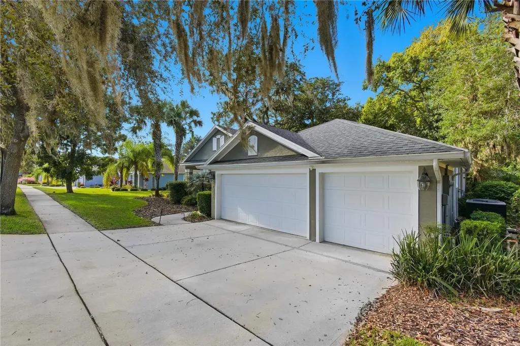 9 Creekside Drive Palm Coast FL 32137