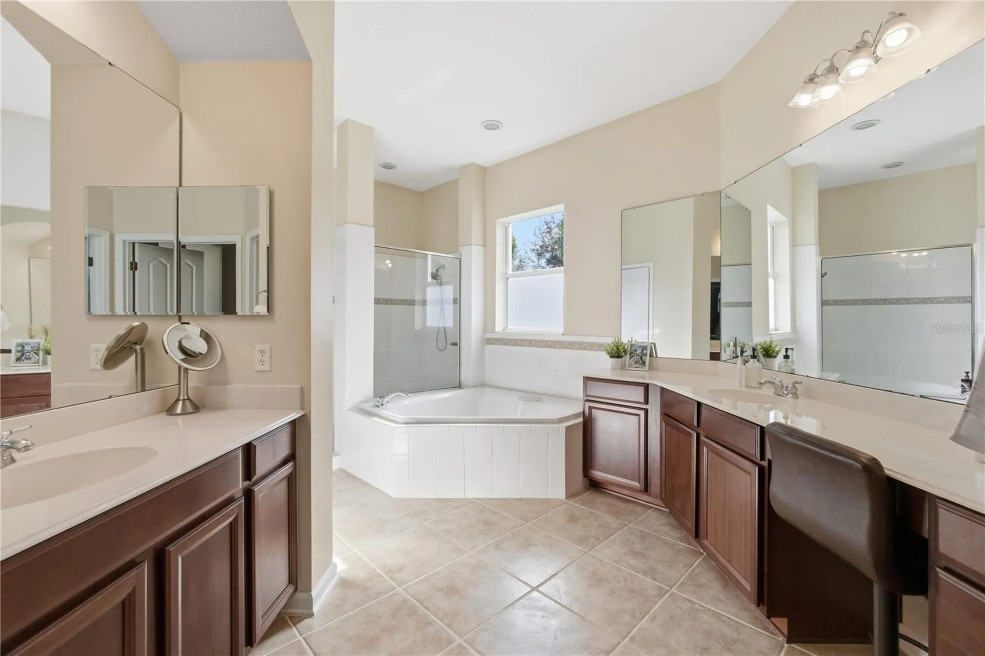 9 Creekside Drive Palm Coast FL 32137