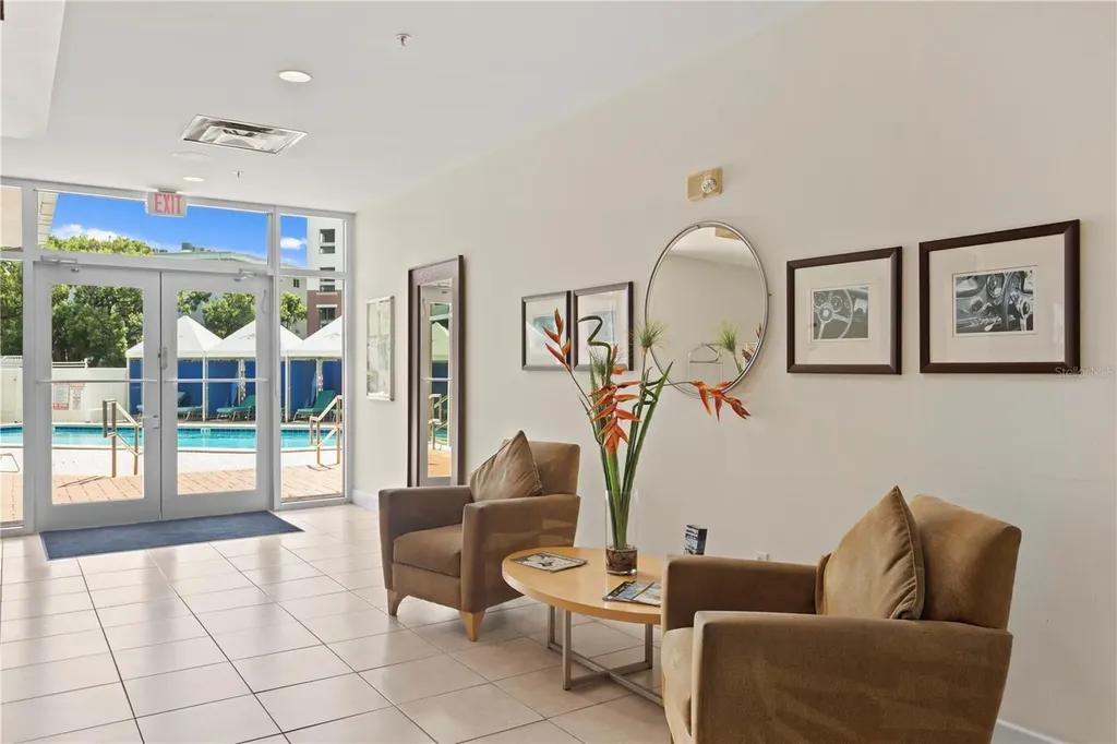 470 3rd Street S St Petersburg FL 33701