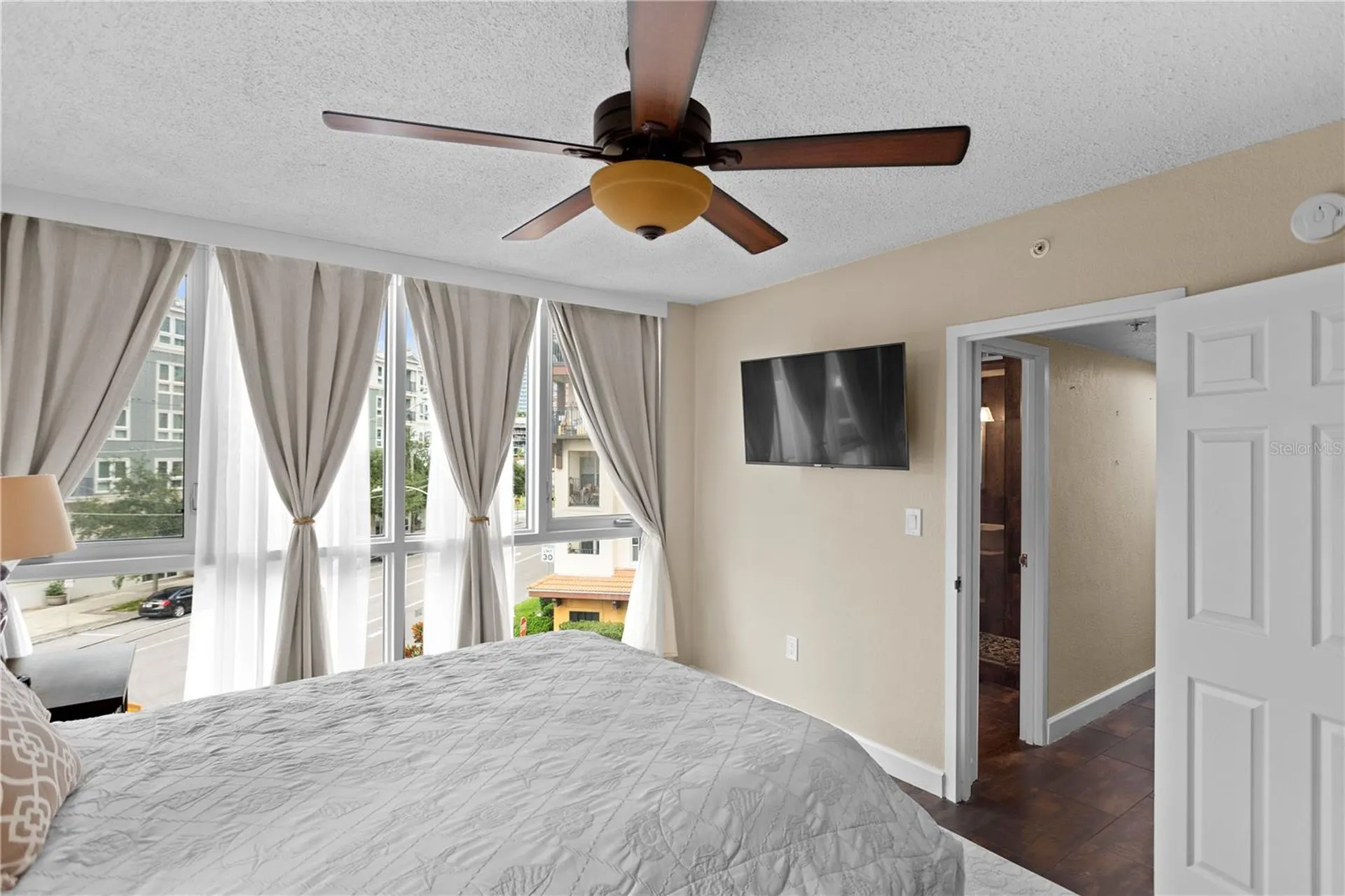 470 3rd Street S St Petersburg FL 33701