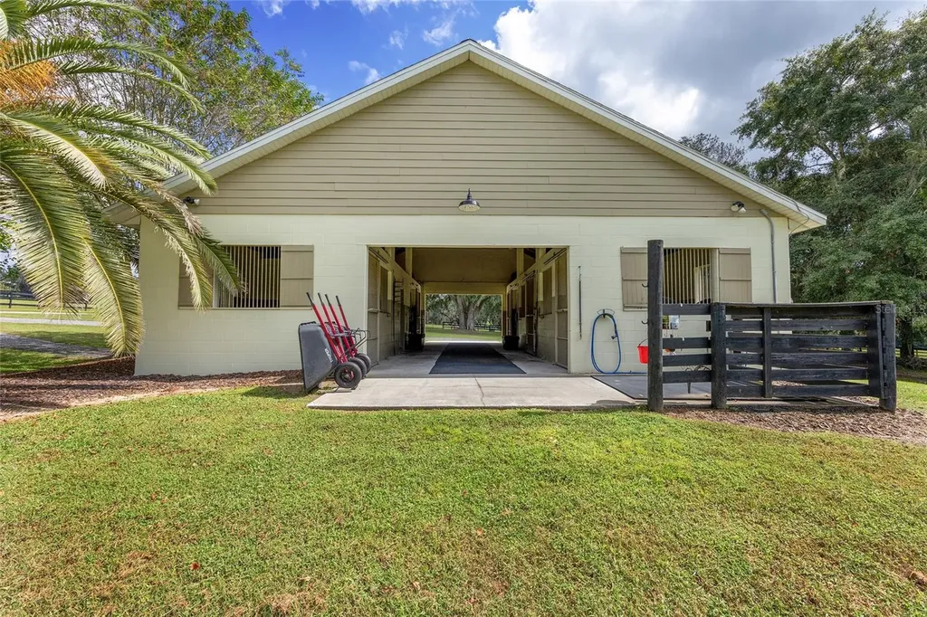 8778 NW 130th Street Reddick FL 32686