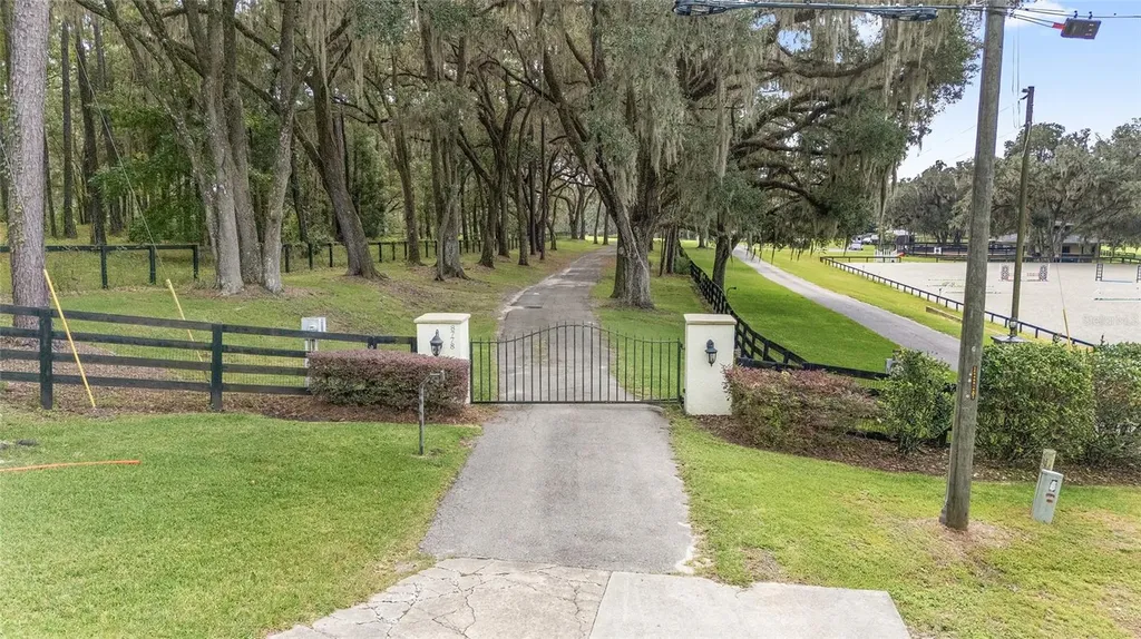 8778 NW 130th Street Reddick FL 32686