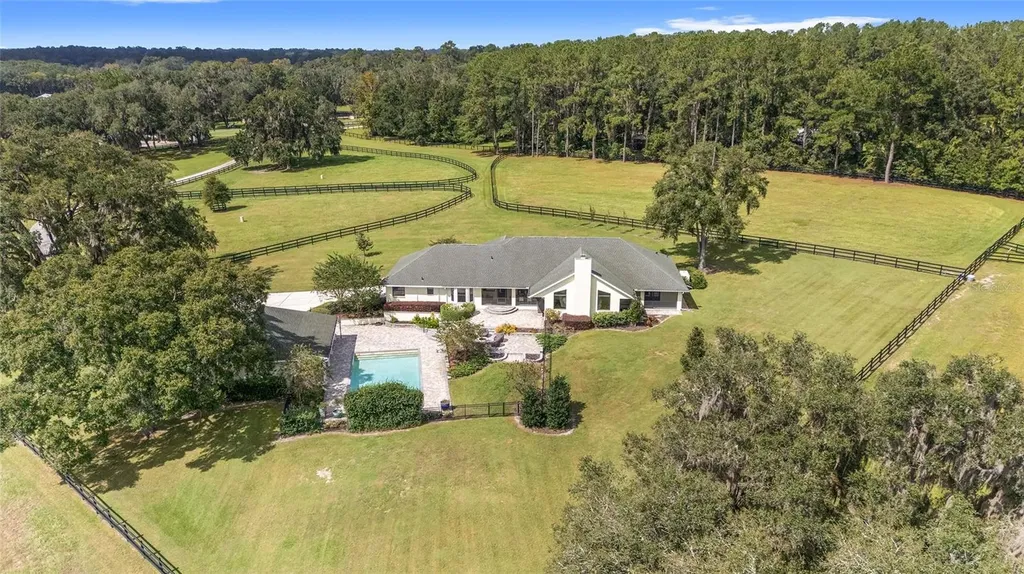 8778 NW 130th Street Reddick FL 32686