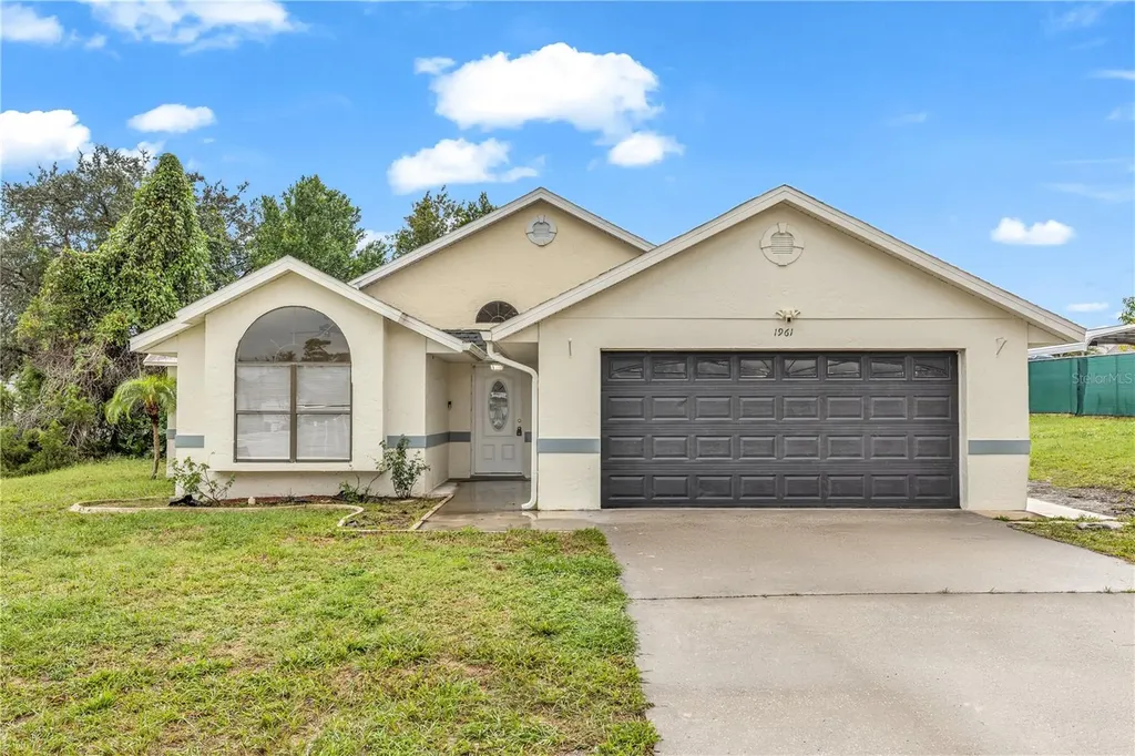 1961 Paragon Street Deltona FL 32738