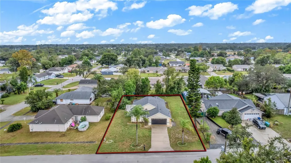 1961 Paragon Street Deltona FL 32738
