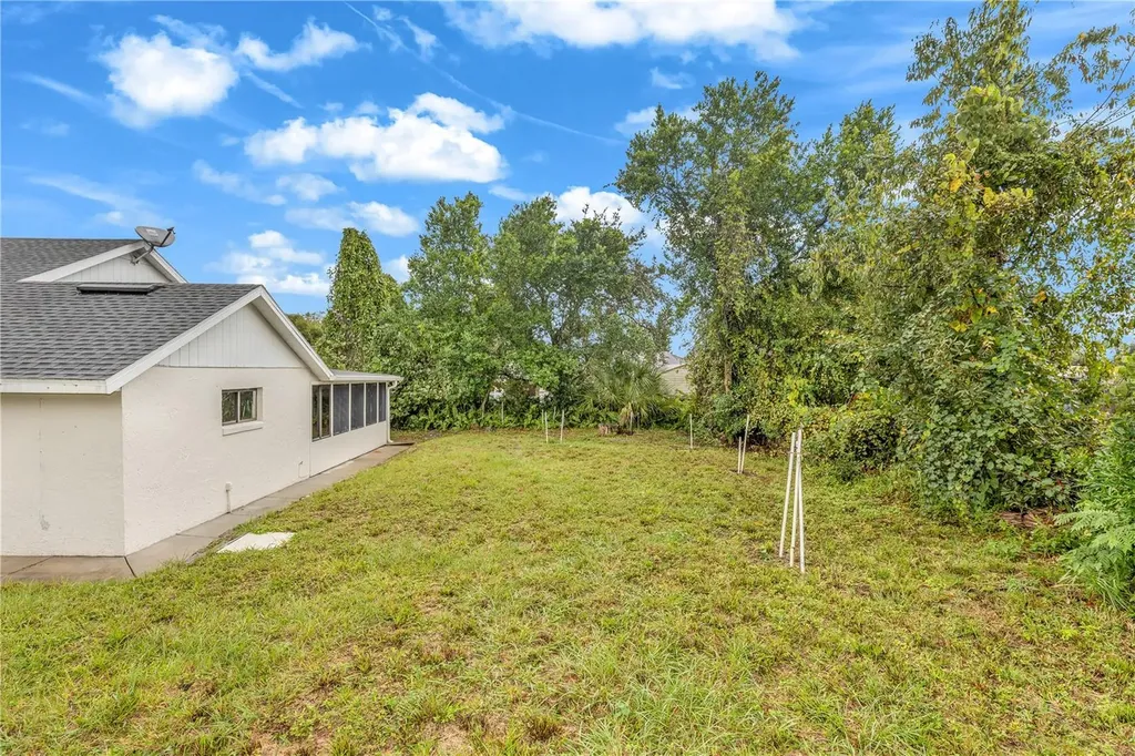 1961 Paragon Street Deltona FL 32738