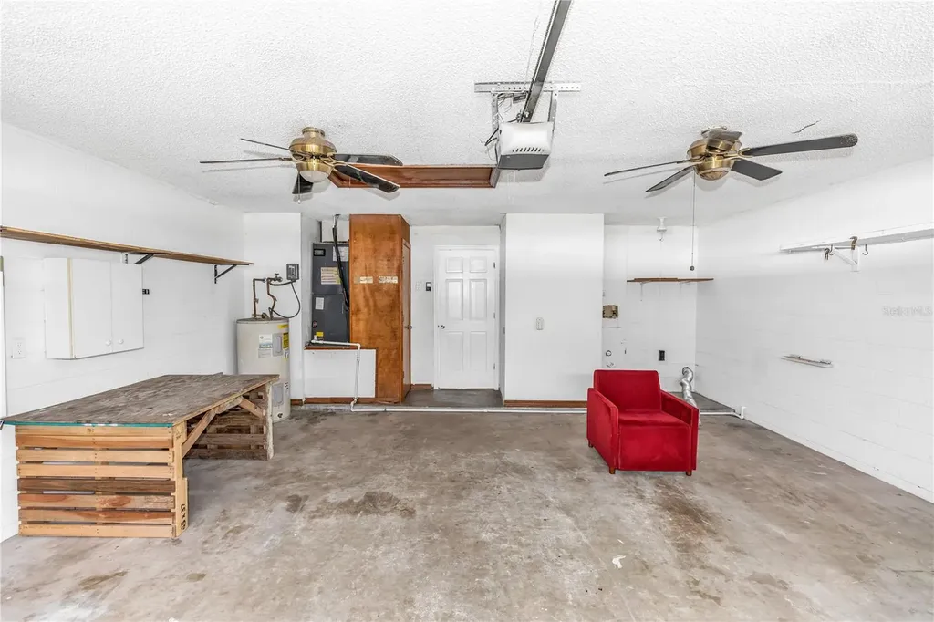 1961 Paragon Street Deltona FL 32738