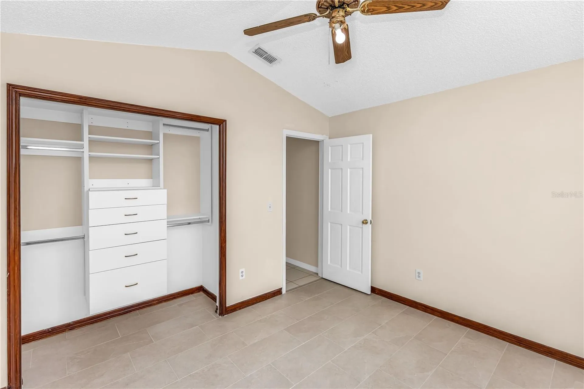 1961 Paragon Street Deltona FL 32738