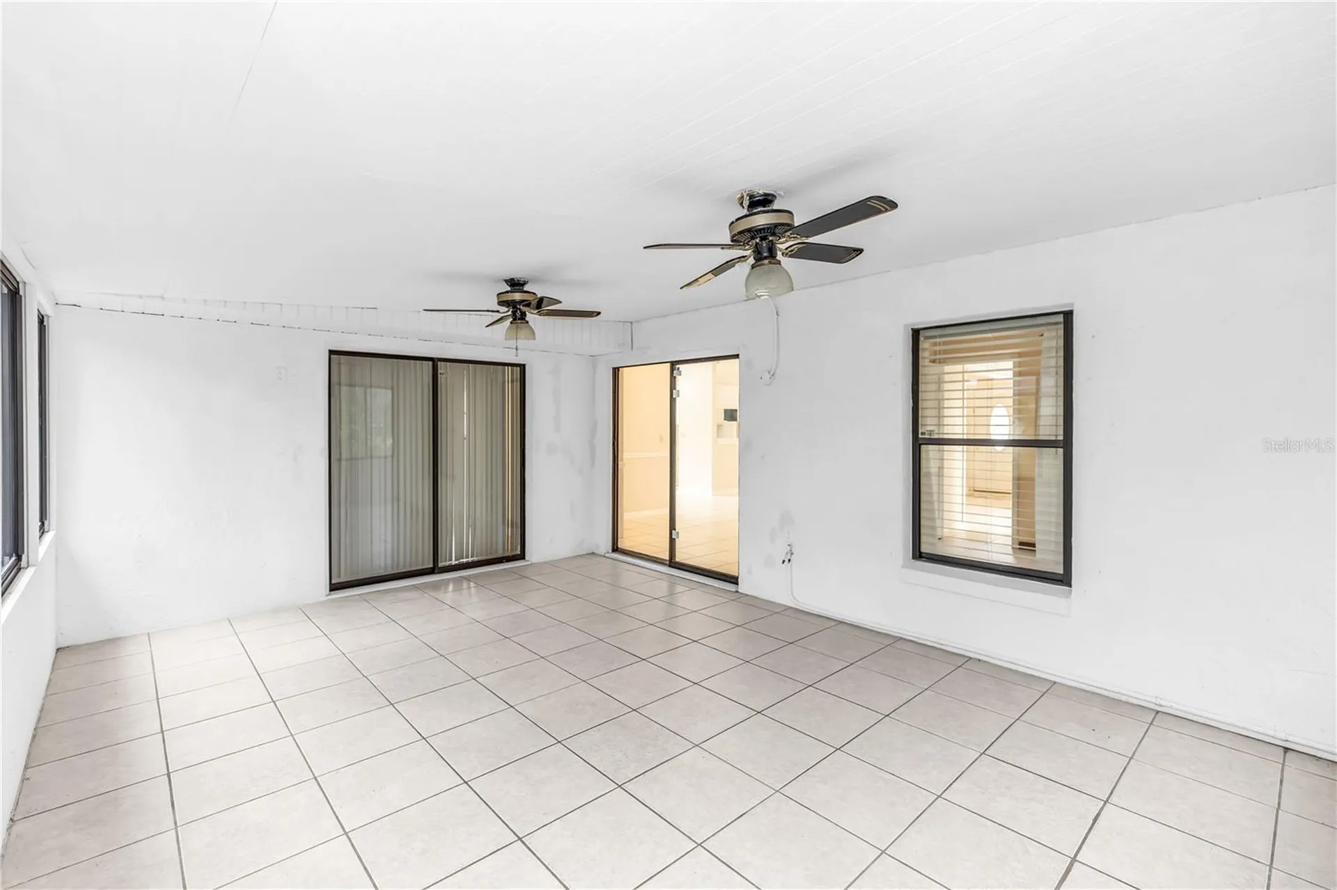 1961 Paragon Street Deltona FL 32738