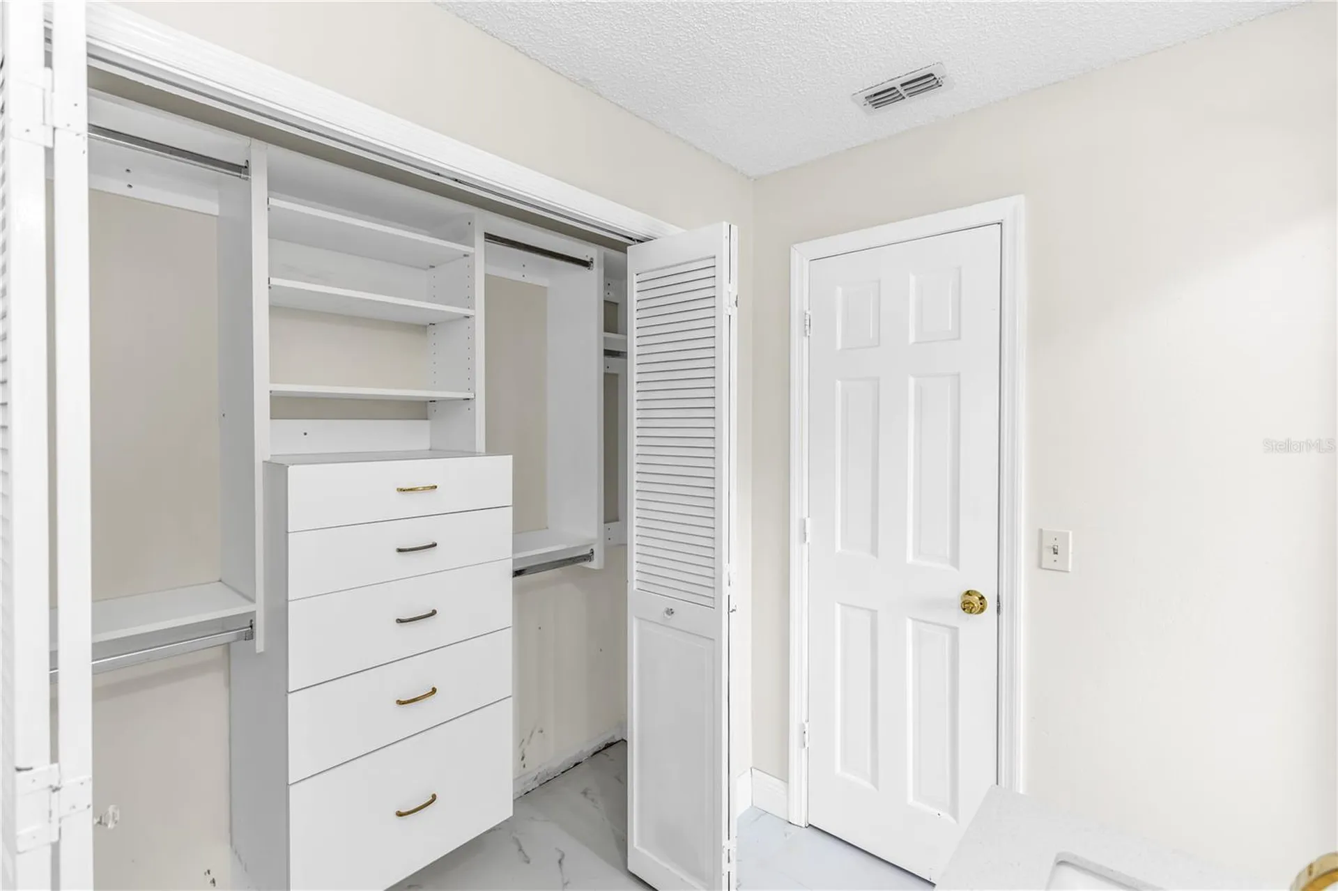 1961 Paragon Street Deltona FL 32738