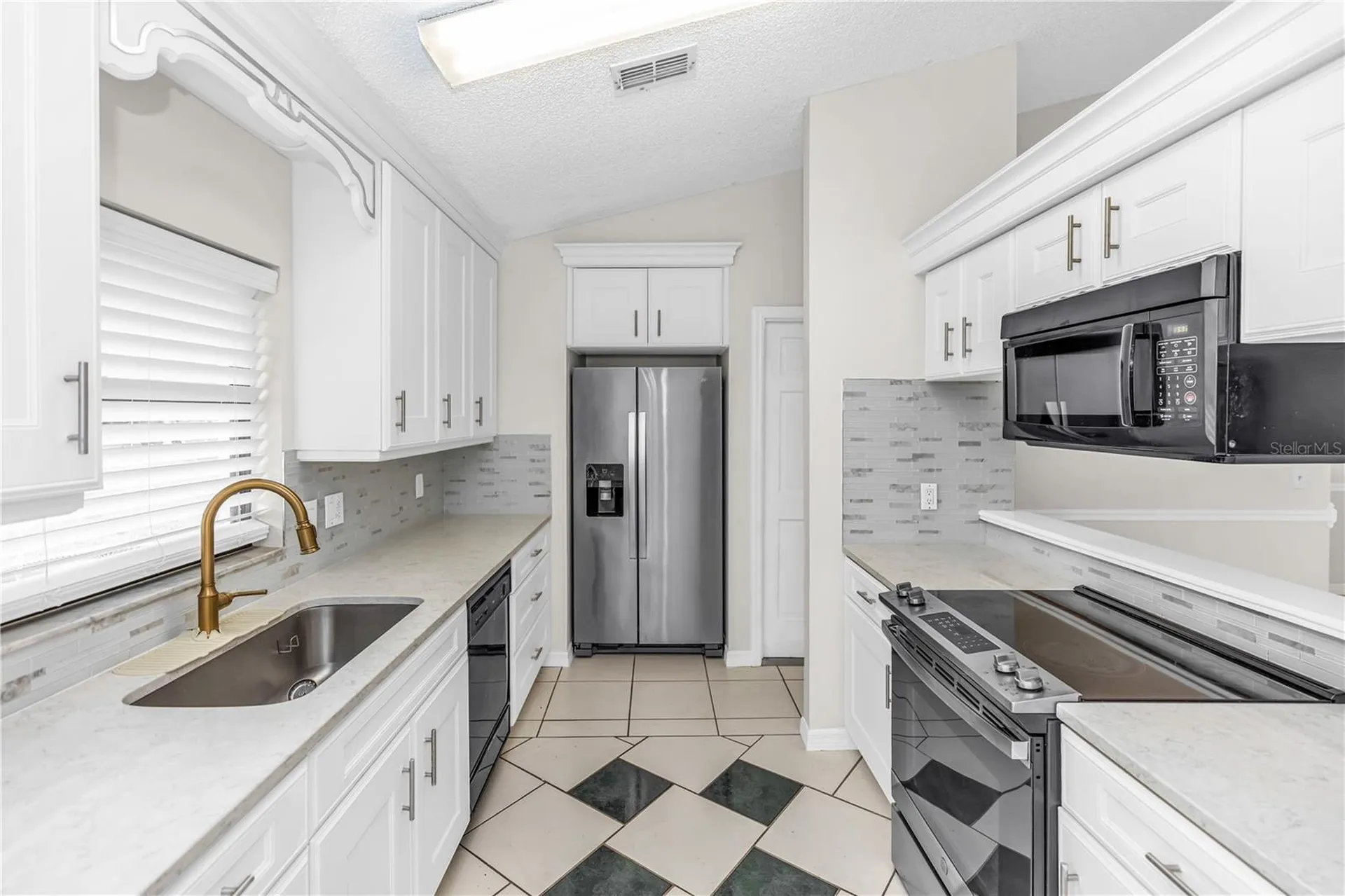 1961 Paragon Street Deltona FL 32738