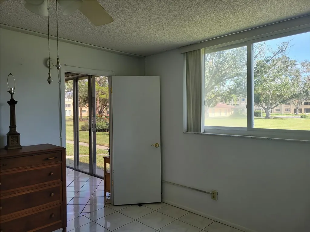 4915 Bay Street NE St Petersburg FL 33703