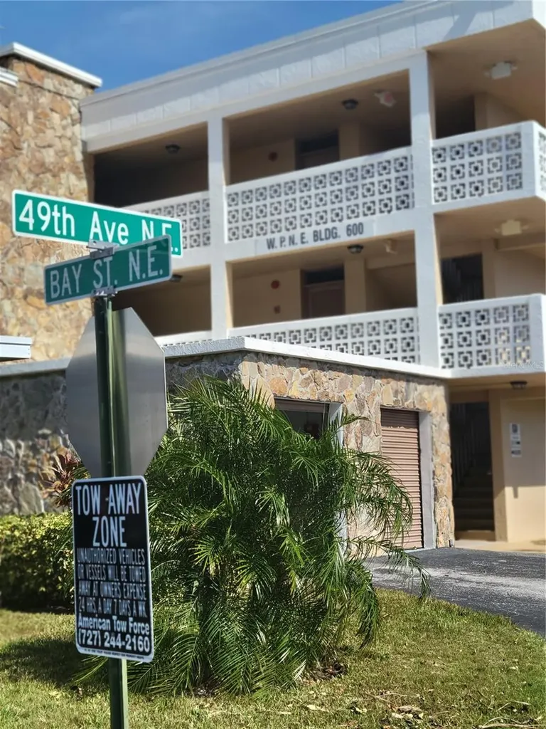 4915 Bay Street NE St Petersburg FL 33703