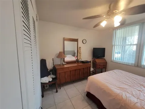 4915 Bay Street NE St Petersburg FL 33703
