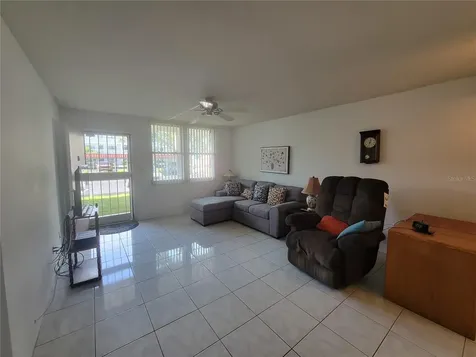 4915 Bay Street NE St Petersburg FL 33703