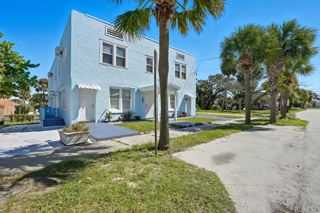 149 S Hollywood Avenue Daytona Beach FL 32118