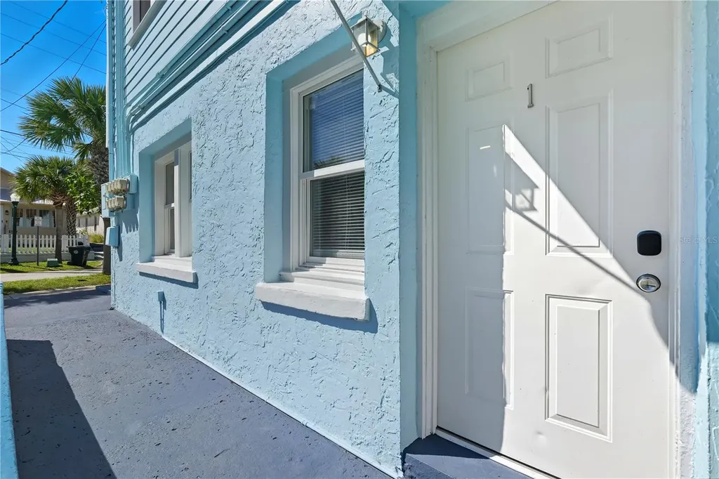 149 S Hollywood Avenue Daytona Beach FL 32118