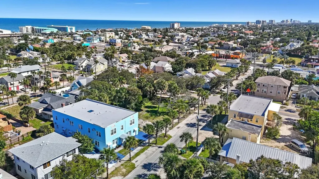 149 S Hollywood Avenue Daytona Beach FL 32118