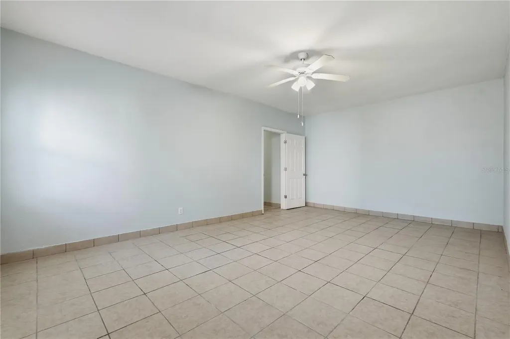 149 S Hollywood Avenue Daytona Beach FL 32118