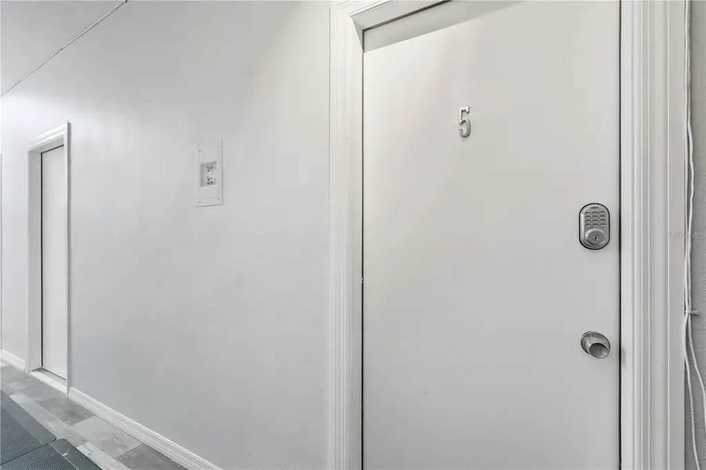 149 S Hollywood Avenue Daytona Beach FL 32118