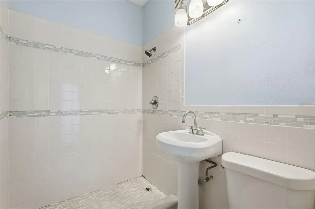 149 S Hollywood Avenue Daytona Beach FL 32118