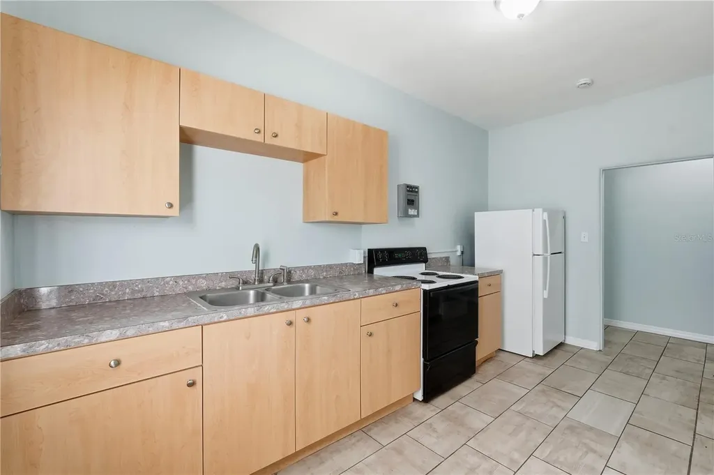 149 S Hollywood Avenue Daytona Beach FL 32118