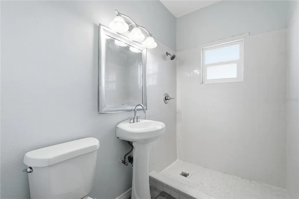 149 S Hollywood Avenue Daytona Beach FL 32118