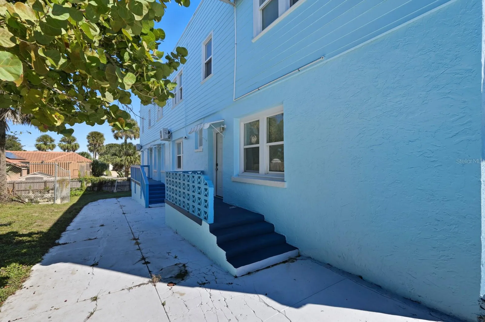 149 S Hollywood Avenue Daytona Beach FL 32118