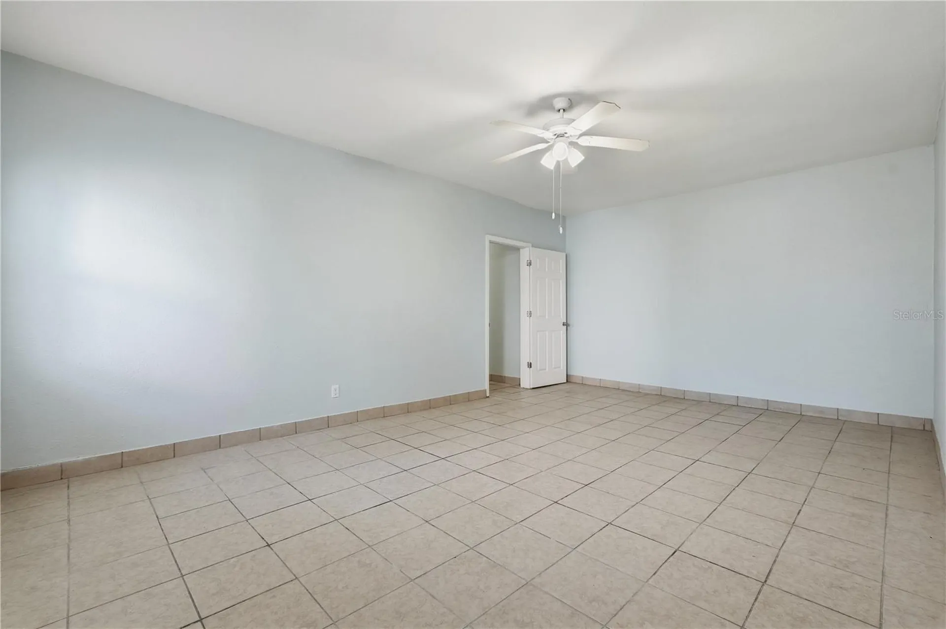 149 S Hollywood Avenue Daytona Beach FL 32118