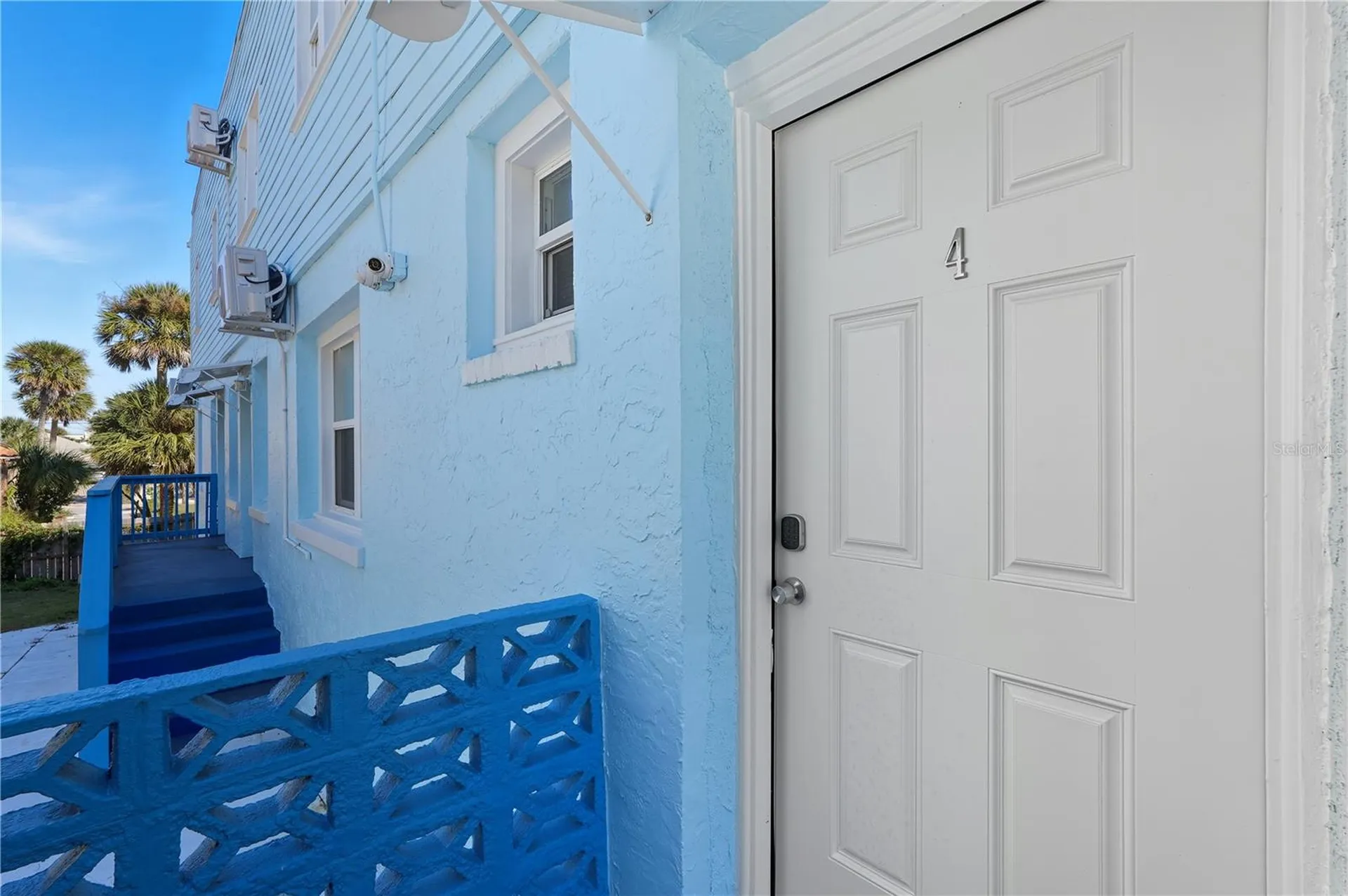 149 S Hollywood Avenue Daytona Beach FL 32118