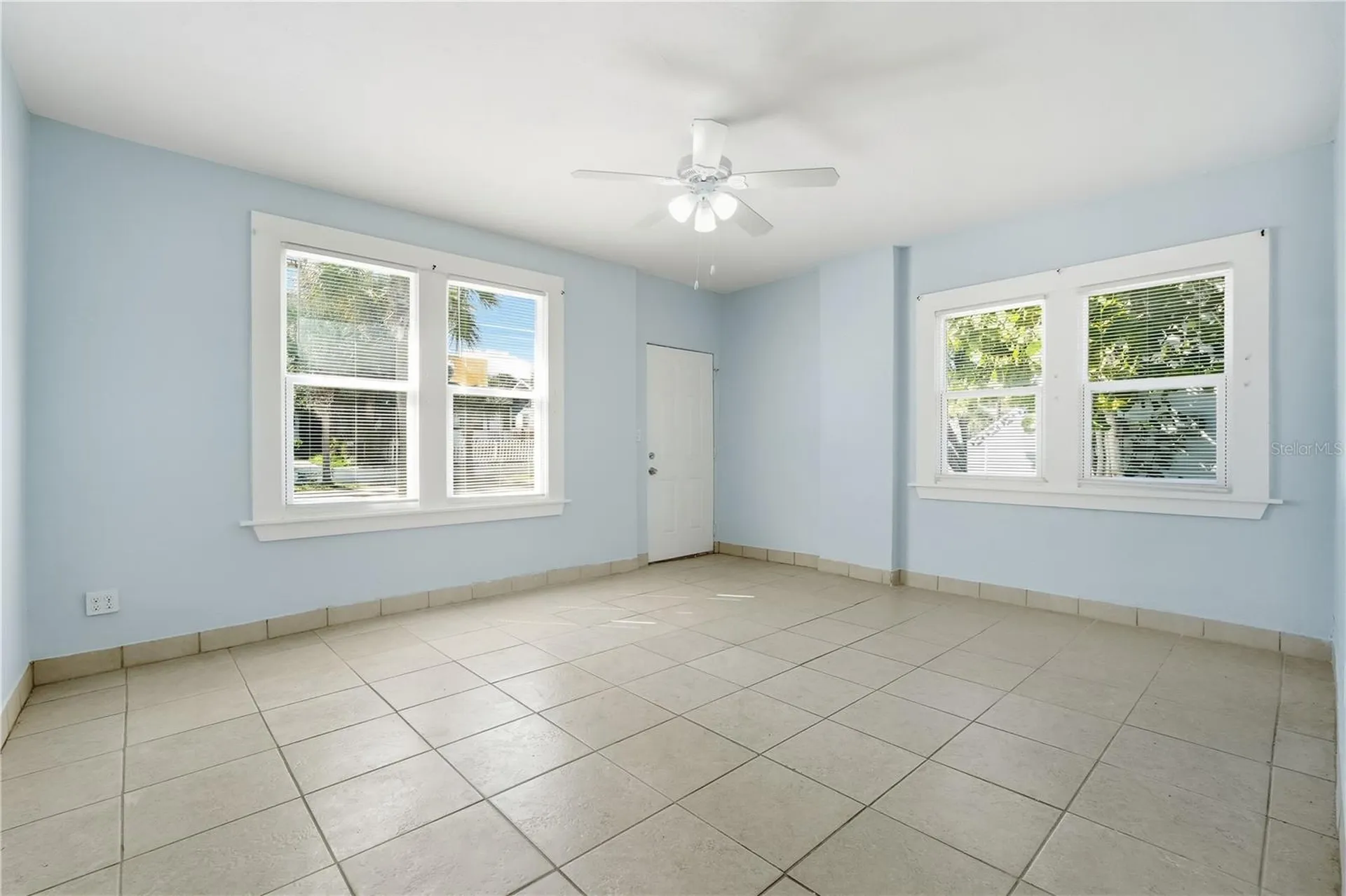 149 S Hollywood Avenue Daytona Beach FL 32118