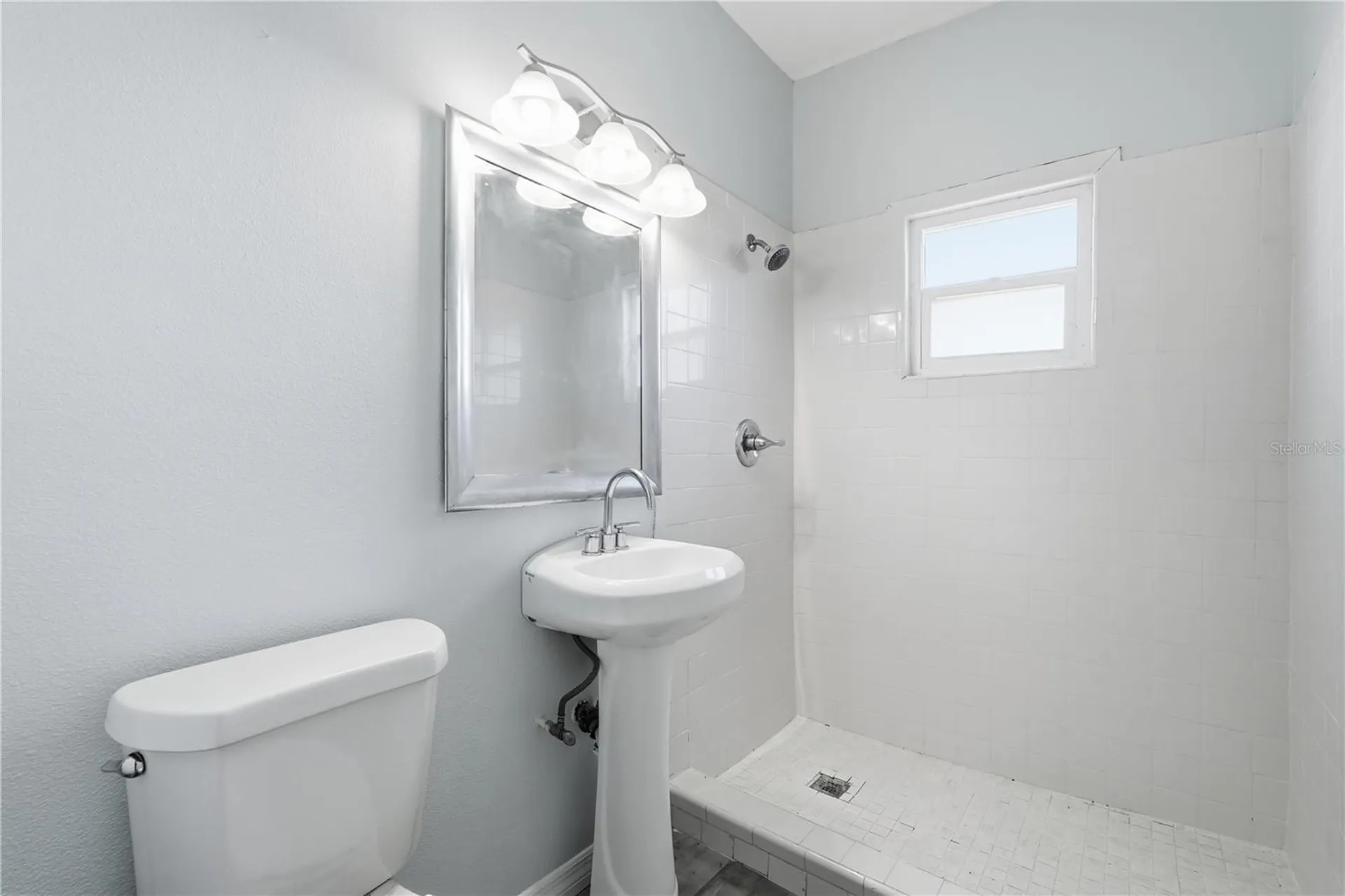 149 S Hollywood Avenue Daytona Beach FL 32118