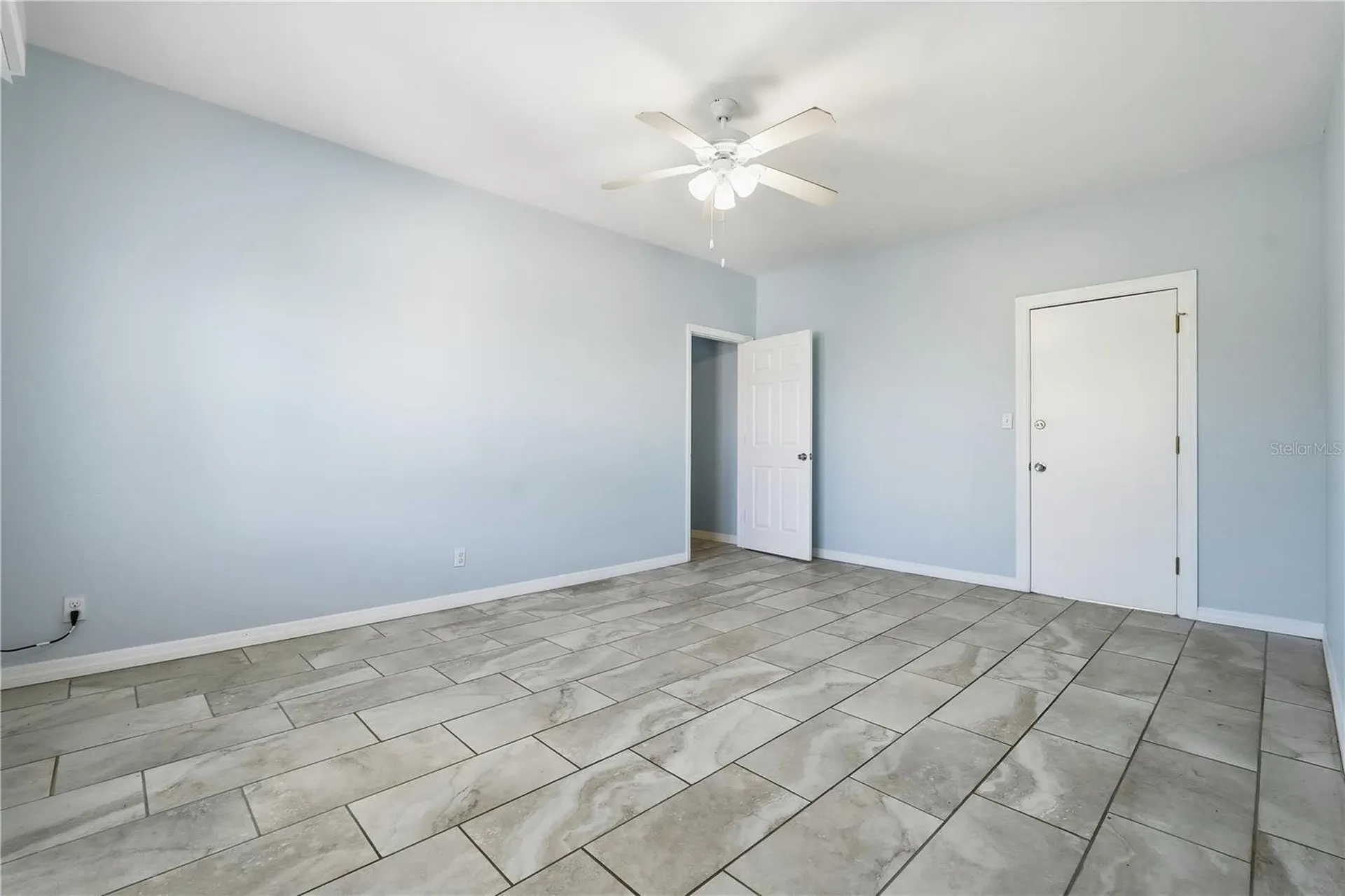 149 S Hollywood Avenue Daytona Beach FL 32118